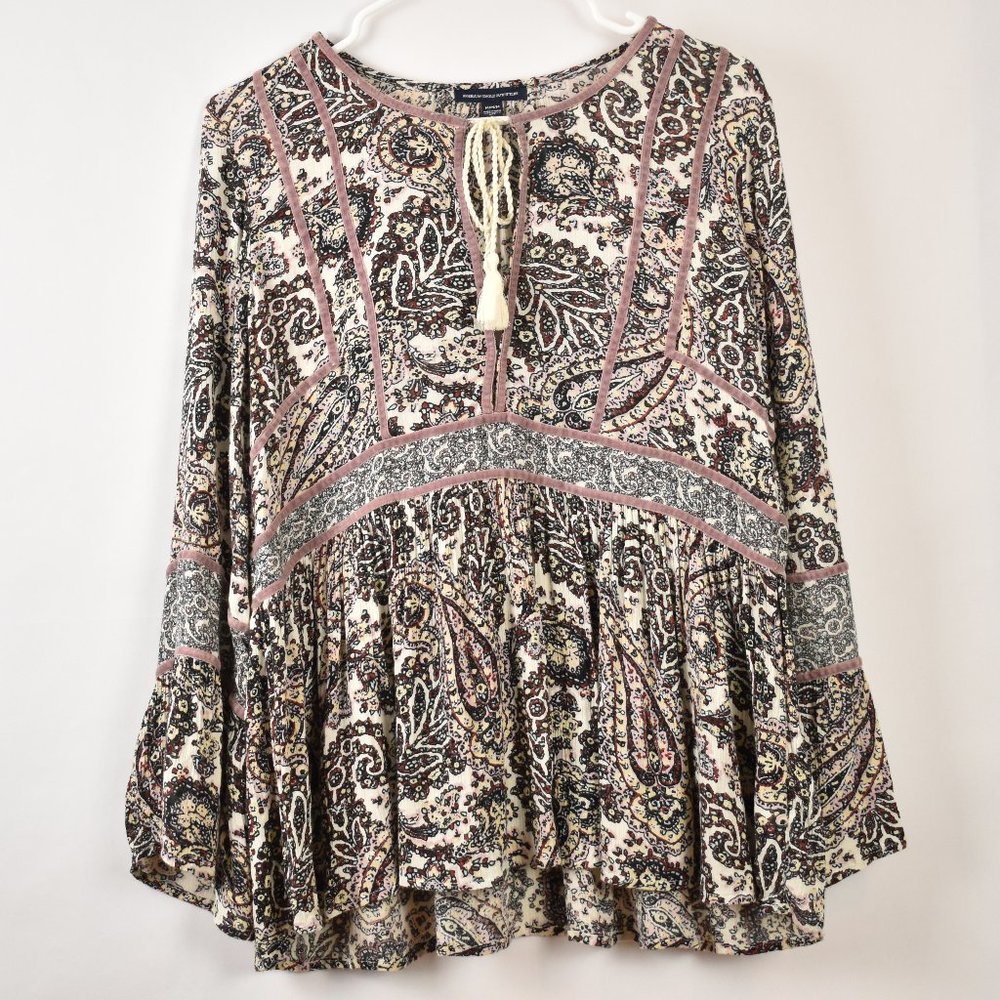 American Eagle Outfitters Bohemian Paisley Long Bell Sleeve Top Size Medium
